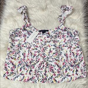 NWT French Connection Cropped White Floral Tank Size XL